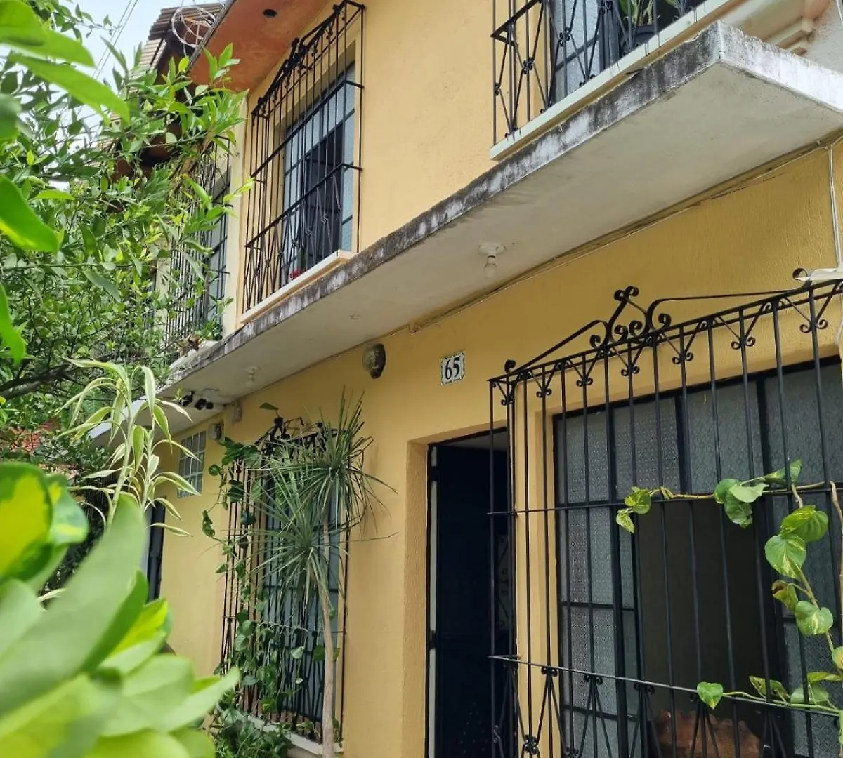 Mazaryk Bed And Breakfast Antigua